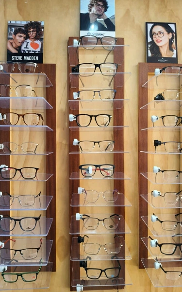 Adaptación de lentes y micas oftálmicas de alta precisión